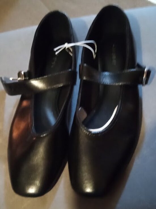 Old Navy Shoes - old navy mary jane ball black 8.5 medium width US 25.5 UK